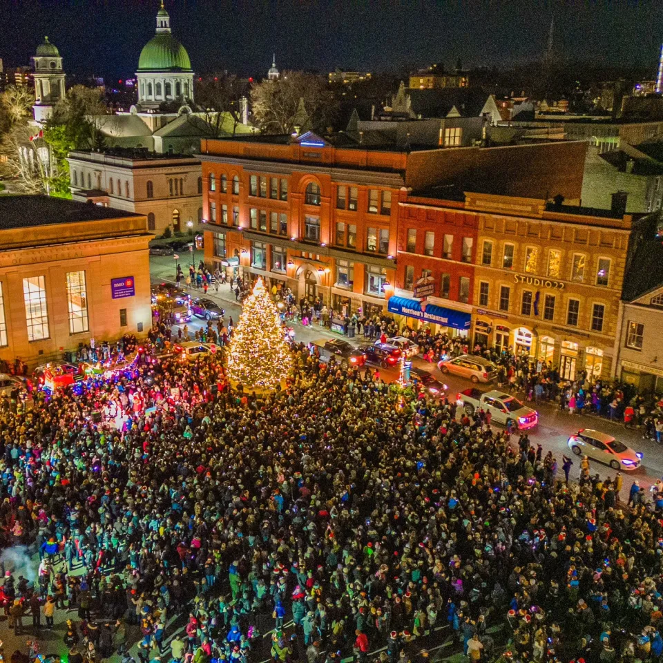 Downtown Kingston Santa Parade